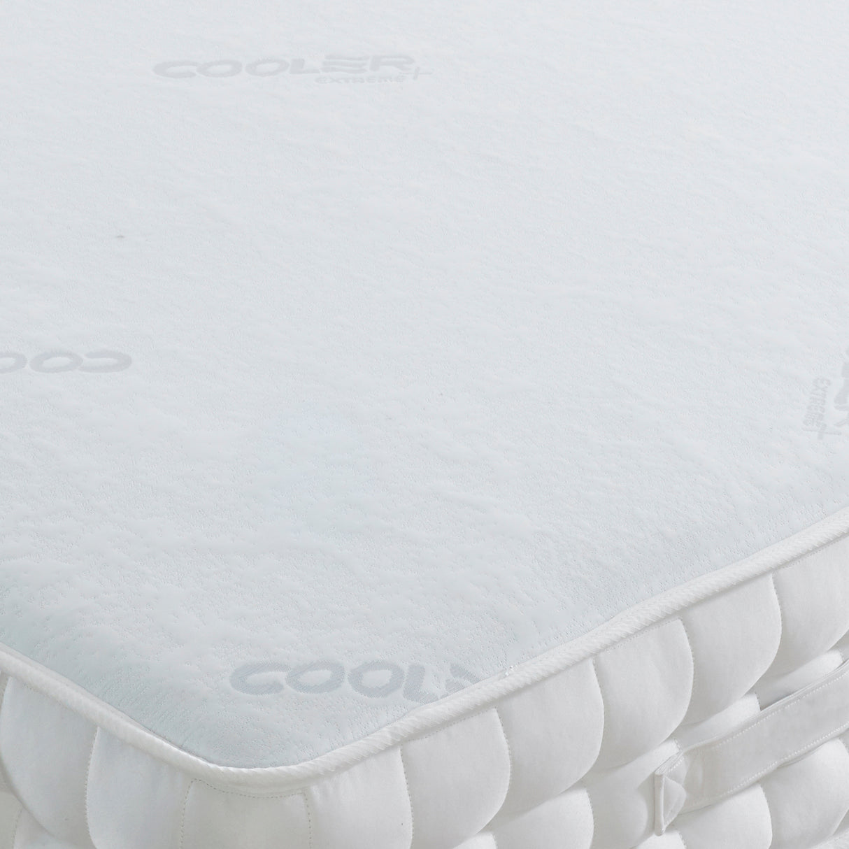 Everest Ice Cold 2000 Pocket Latex Handstitched Medium Firm