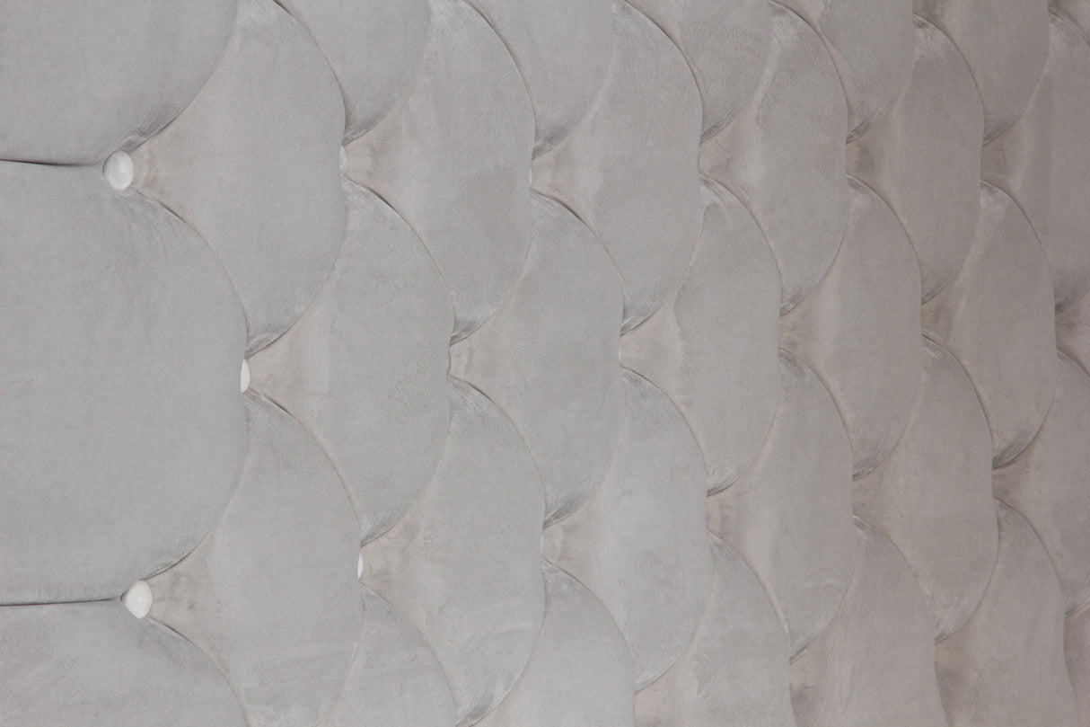 Chesterfield Upholstered Headboard