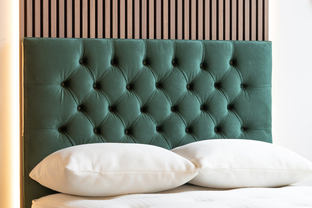 Chesterfield Buttoned Upholstered Headboard