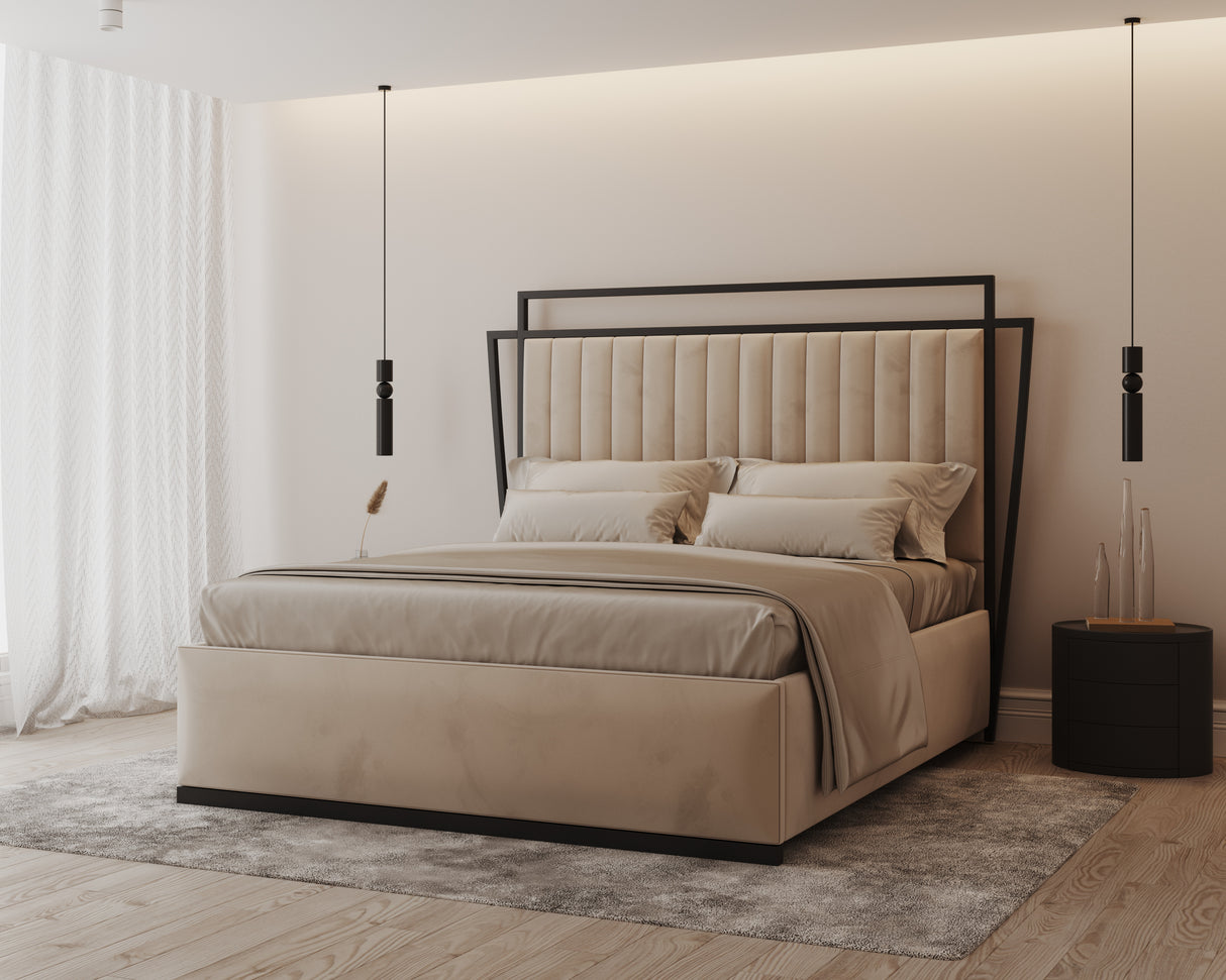 Balmoral Metal Bed